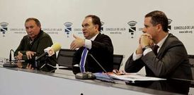 Crespo avanz� los datos de la campa�a junto al edil Antonio Rodr�guez y a Salvador Gonz�lez.