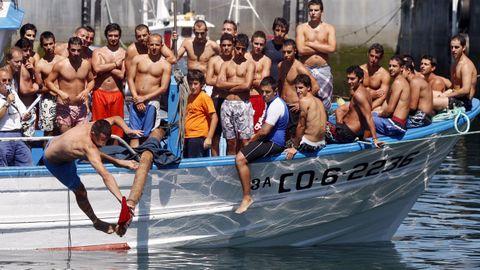 Las cucañas marítimas de la Anunciada las organiza el Concello. Los juegos populares más tradicionales de Baiona se celebrarán, si no hay cambios, en las Festas da Anunciada, que este año durarán cuatro días (del uno al cuatro de agosto)