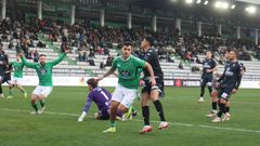 Escobar adelant� al Racing en el derbi frente al Arenteiro tras el rechace de un penalti