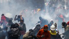 Miles de indgenas se manifestaron en el centro histrico de Quito