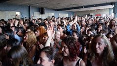 Concierto sopresa de Vetusta Morla en el N�utico de San Vicente, en O Grove