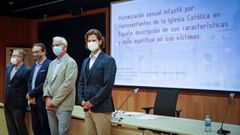 Los expertos de la Universidad del Pa�s Vasco, la Universitat Oberta de Catalunya y la Universidad de Barcelona Lukas Greiner (d), Ivo Aersten (2d), Josep Tamarit (2i) y Jos� Luis de a Cuesta 