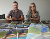 La alcaldesa y el edil de Deportes presentaron ayer la carrera. 