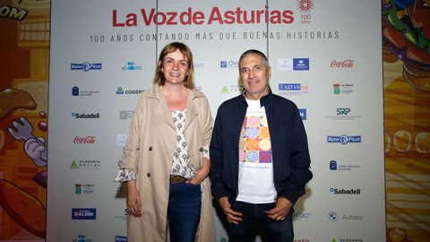 La candidata de Podemos Asturies a las elecciones autonmicas, Covadonga Tom y el candidato nmero dos, Xune Elipe