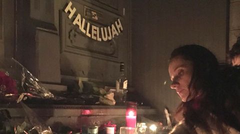 Homenaje de los fans de Leonard Cohen