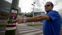 Sem�foro con pulsador para peatones.Sem�foro con pulsador para peatones