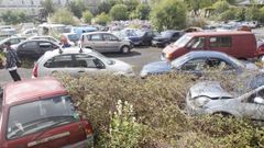 Coches abandonados en el S�nchez Aguilera. 