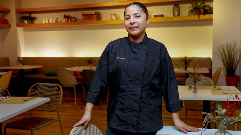 Anne Cabello, cocinera del restaurante peruano La conquista