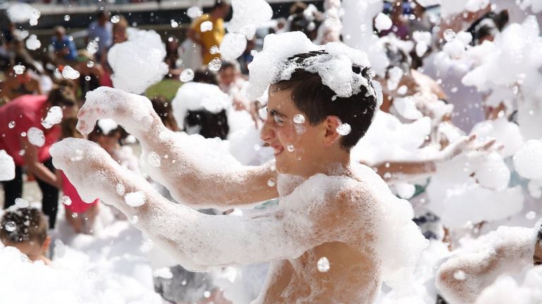 Imagen de archivo de una fiesta de la espuma