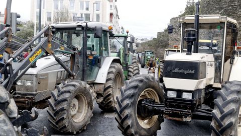 Protesta de miembros de Agromuralla y de Gandeiros da Suprema contra el acuerdo con Mercosur  