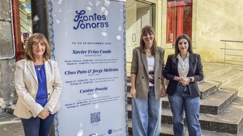 Samanta Barreira, concejal de la Cultura del Concello de Verín, Conchi da Silva, responsable de la organización del festival Fontes Sonoras, y Nídia da Cunha, técnica de Comunicación de Eurocidade.