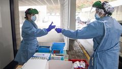 El personal de enfermer�a del hospital de Barbanza es el encargado de hacer las pruebas PCR