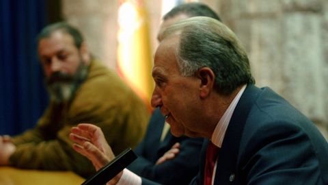 El presentador durante una conferencia en Lugo en el ao 2004