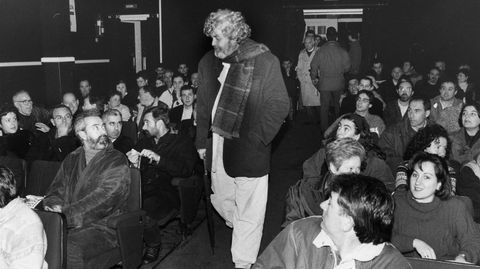 En el cine Rega de Carballo, en 1996