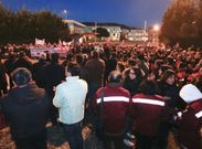 Los trabajadores secundaron el pasado martes una manifestaci�n que finaliz� en la empresa. 