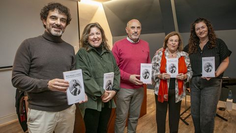 PRESENTACION DEL LIBRO DE AURORA MARCO