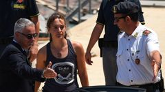 La capitana del Sea Watch 3 el pasado 30 de junio en Italia tras ser detenida por trae inimgrantes a las costas sicilianas