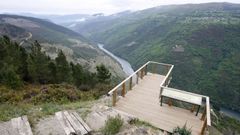 Mirador sobre el ca��n del Sil en Vilach�, por el que pasa la ruta de senderismo