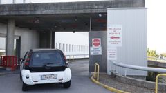 El covidauto del Meixoeiro sigue activo, sobre todo para pruebas preoperatorias, aunque la actividad es baja