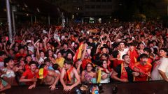 Santiago se echa a la calle para celebrar el Mundial de Espa�a