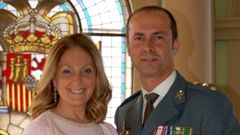 Lourdes Est�variz, junto a su marido, Jes�s Gayoso, fallecido en marzo por coronavirus