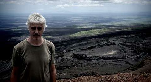 O neurocientfico manifestouse sorprendido ao descubrir as Illas Galpagos, que visitou en marzo. 