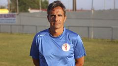 Xaqui entrenador que deja el banquillo de O Val tras cuatro temporadas