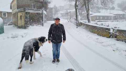 El alcalde de Chandrexa de Queixa, Francisco Rodr�guez