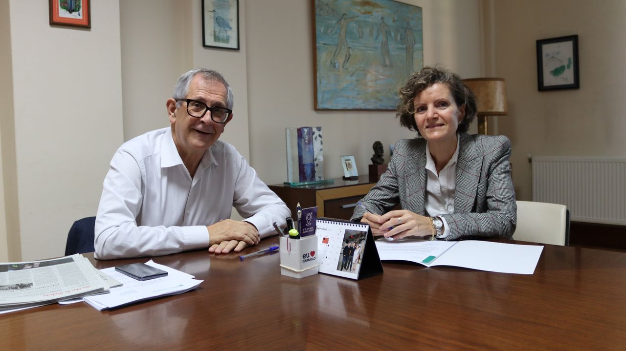 Toma posesión en Carballo la nueva secretaria municipal, Marina Núñez