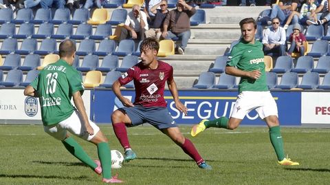 El Pontevedra CF vence al Racing de Ferrol