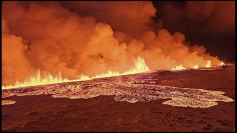 Islandia declara el estado de emergencia tras la erupcin de un volcn cerca de la ciudad de Grindavik