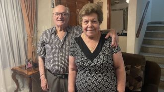 Francisco L&oacute;pez y su esposa Saladina Silva, en su casa mexicana. 