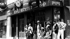 Celebraci�n del Bloomsday�en el pub Dubl�n da Coru�a en 1999.