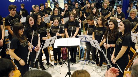La Banda de Calo actúa este domingo en las fiestas de A Peregrina, en Bertamiráns