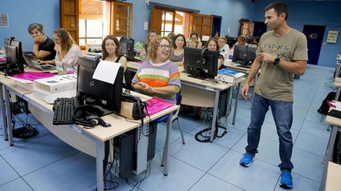 Aula de CeMIT de Catoira