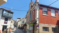 El edificio de la plaza de abastos (a la derecha en la imagen) se inaugur� en 1929 con un acto en el que particip� una concejala