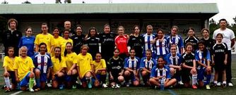 Los tres equipos participantes, Baio, Cee y Fisober, durante la competici�n celebrada en el campo municipal Platas Reinoso.