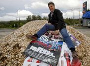 Sito Mari�o, productor de orquestas, cree que la Xunta debe aclarar bien la nueva ley. 