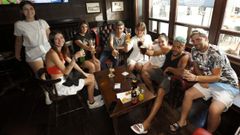 Inauguraci�n del bar Morrison, en Ribeira