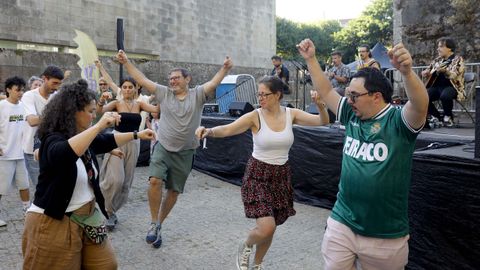 Público disfrutando en Bonaval