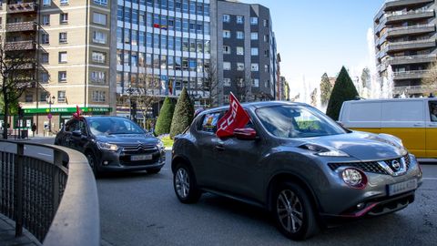 Caravana en Oviedo por la industria regional