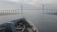 Las espectaculares estampas de la �Crist�bal Col�n��en su navegaci�n por el canal de Suez