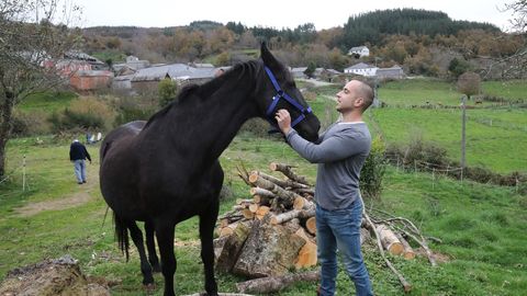 David Outeiro en Mazaeda, A Fonsagrada, onde vai montar a sa propia gandaria