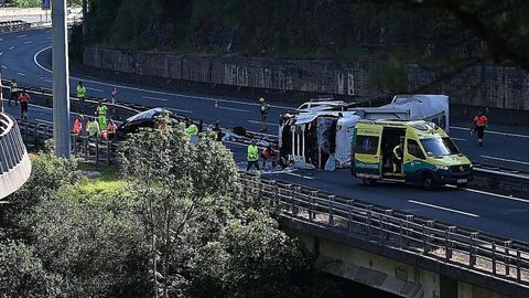 Imagen del accidente en el que fallecieron cinco personas en Guip�zcoa