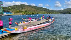 Entrenamiento en el embalse de Trasona del club Asturias Dragn Boat