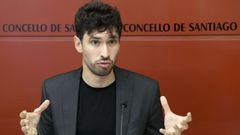 Iago Lesteg�s � o concelleiro de Urbanismo do Concello de Santiago