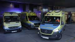 Chuac, ambulancias en la entrada de Urgencias