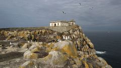 Edificios abandonados en las Sisargas
