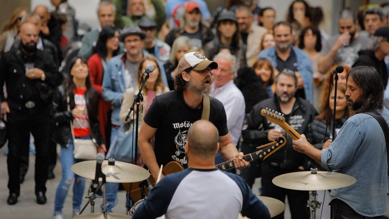 Los corueses Greasy Belly forman parte del cartel.