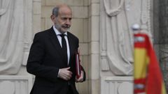 El embajador espa�ola en Mosc�, Marcos G�mez Mart�nez, sale del Ministerio de Exteriores ruso.